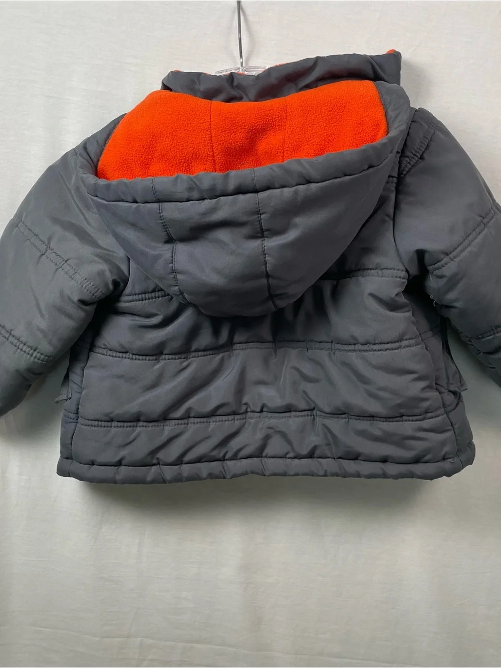 OshKosh B'gosh 3T Gray Quilted Hooded Puffer style coat jacket winter